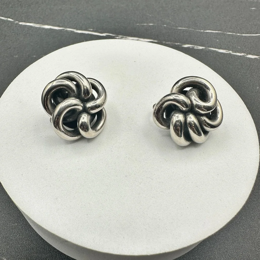 The Unbranded Brand vintage silver